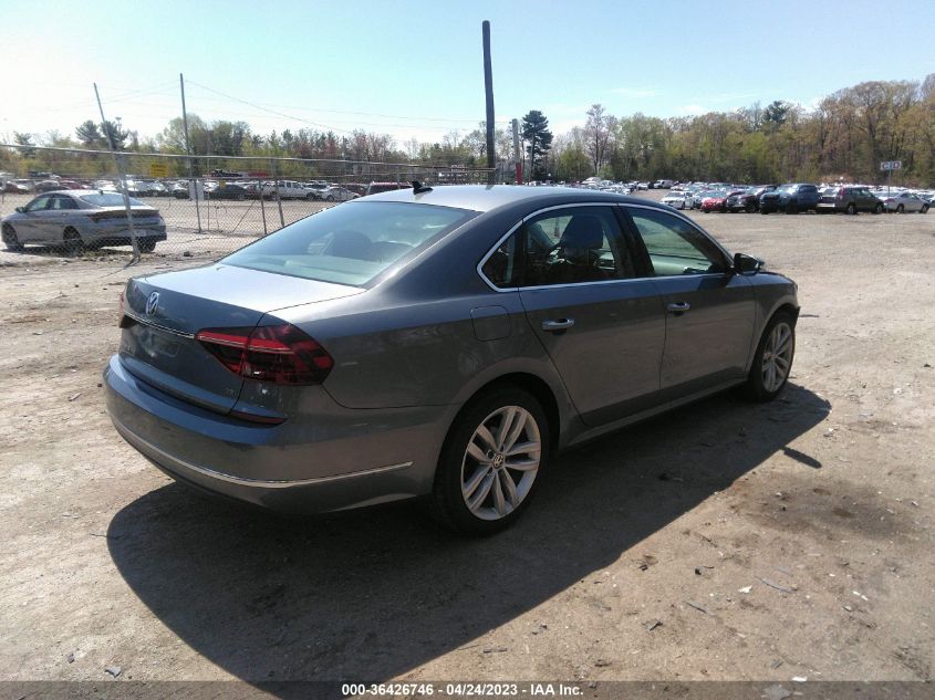 2018 VOLKSWAGEN PASSAT 2.0T SE - 1VWBA7A35JC001102