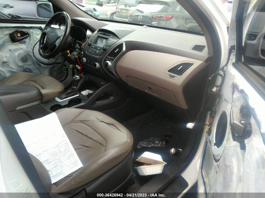 2014 HYUNDAI TUCSON SE - KM8JUCAG9EU854793