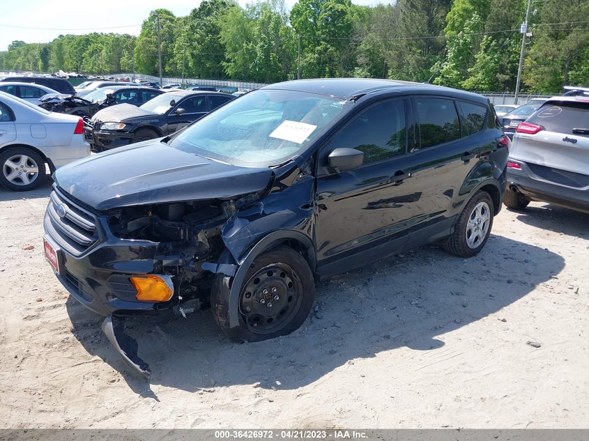 VIN 1FMCU0F7XHUE74382 2017 FORD ESCAPE S
