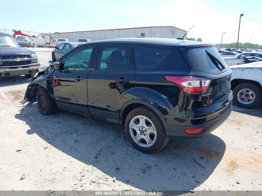 VIN 1FMCU0F7XHUE74382 2017 FORD ESCAPE S