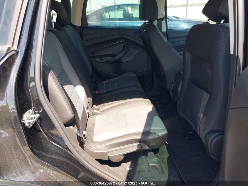 VIN 1FMCU0F7XHUE74382 2017 FORD ESCAPE S