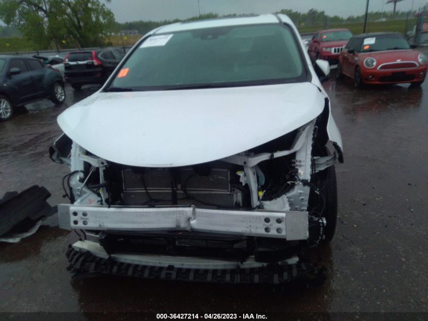2022 TOYOTA SIENNA XLE - 5TDYRKEC1NS111832