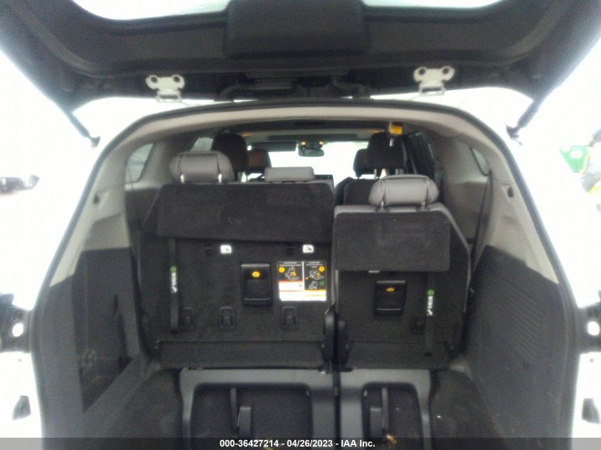 2022 TOYOTA SIENNA XLE - 5TDYRKEC1NS111832