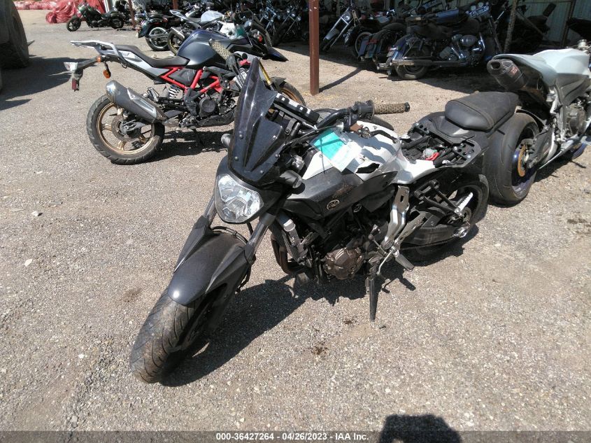 2015 YAMAHA FZ07 JYARM06E3FA005142
