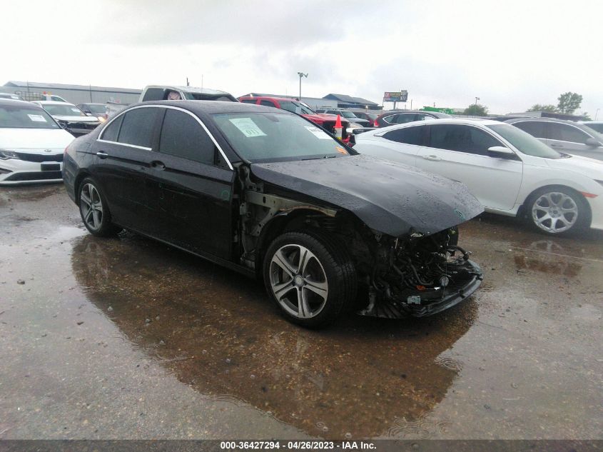 2017 MERCEDES-BENZ E-CLASS E 300 - WDDZF4JB5HA052247