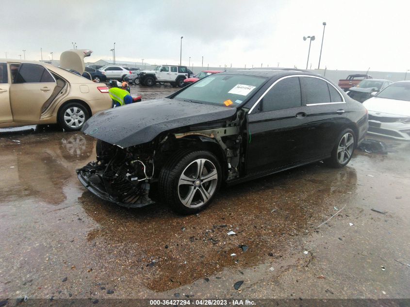 2017 MERCEDES-BENZ E-CLASS E 300 - WDDZF4JB5HA052247