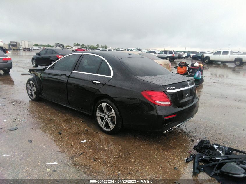 2017 MERCEDES-BENZ E-CLASS E 300 - WDDZF4JB5HA052247