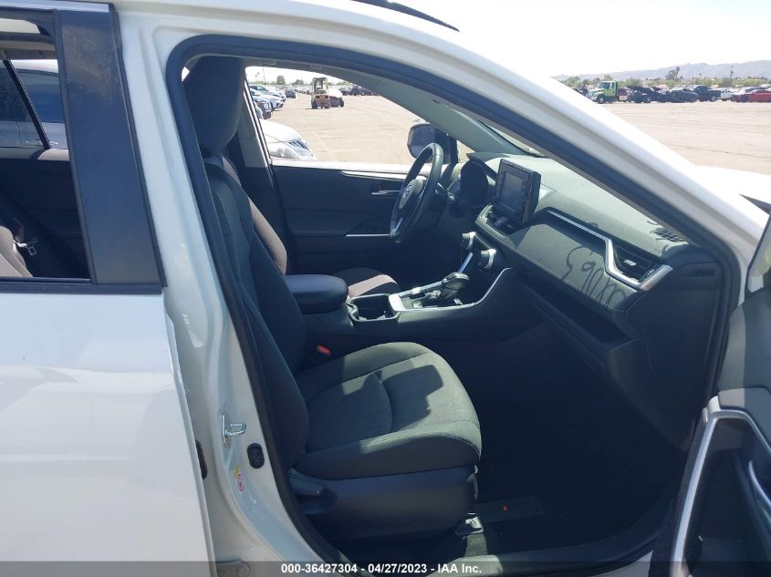 2019 TOYOTA RAV4 XLE - JTMP1RFV0KJ008471
