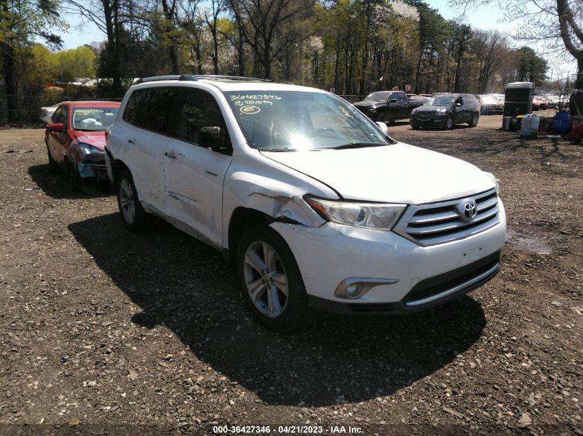 2013 TOYOTA HIGHLANDER LIMITED - 5TDDK3EH8DS179578