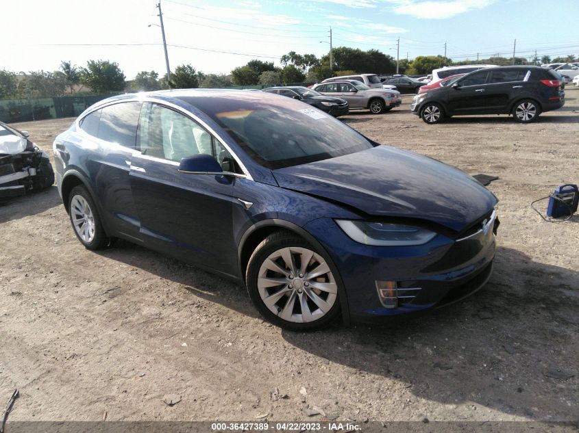 2018 TESLA MODEL X 75D/100D/P100D - 5YJXCDE25JF089932