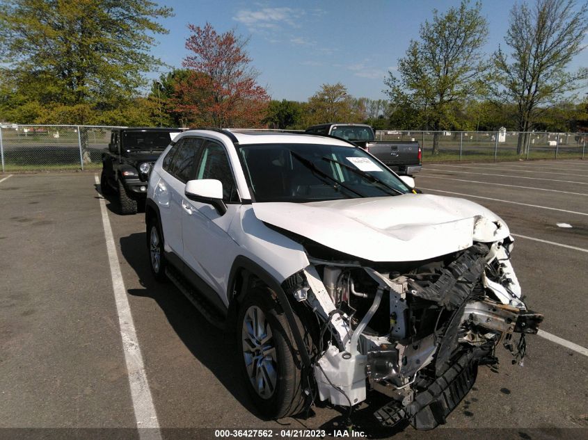 2019 TOYOTA RAV4 XLE PREMIUM - 2T3A1RFV6KC060101