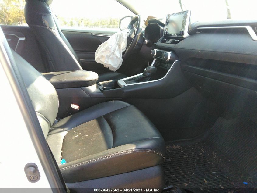 2019 TOYOTA RAV4 XLE PREMIUM - 2T3A1RFV6KC060101