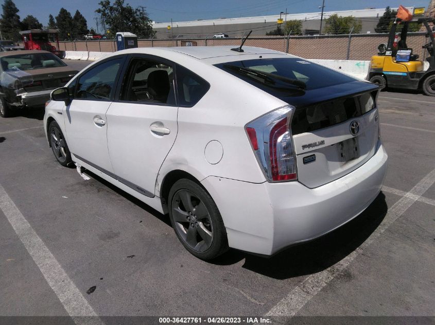 2015 TOYOTA PRIUS FOUR - JTDKN3DU4F0411581
