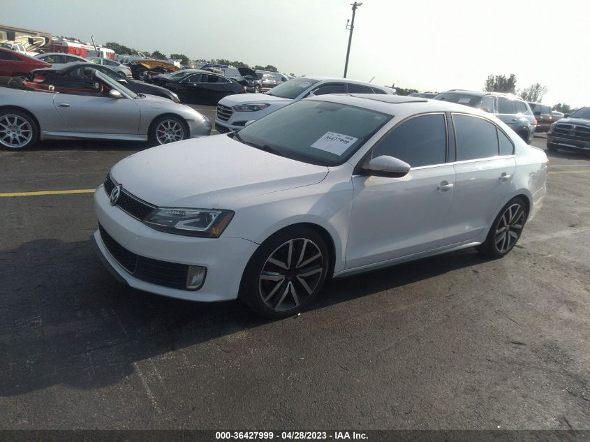 2013 VOLKSWAGEN GLI AUTOBAHN W/NAV 3VW5A7AJ6DM358948