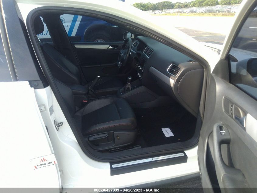 2013 VOLKSWAGEN GLI AUTOBAHN W/NAV 3VW5A7AJ6DM358948
