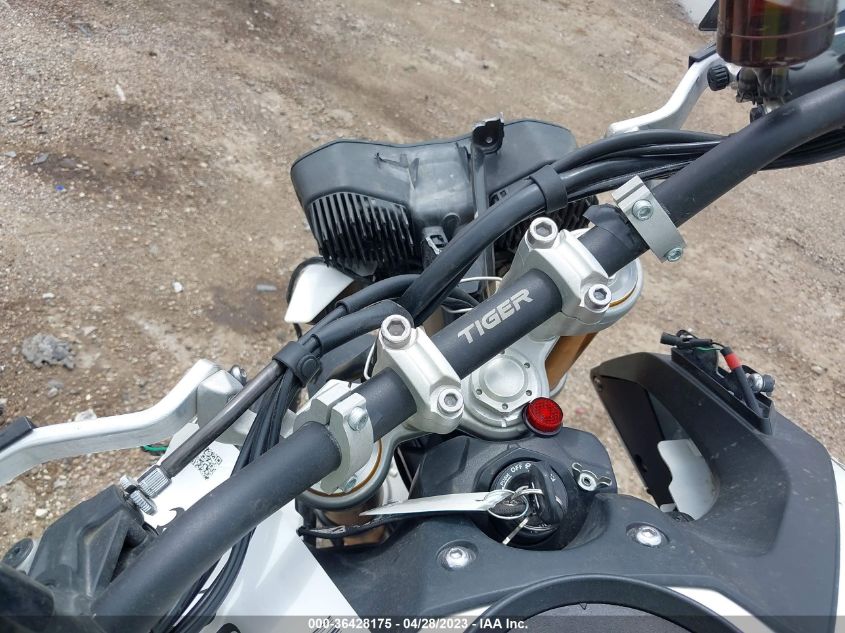2022 TRIUMPH MOTORCYCLE TIGER 900 RALLY SMTE63DF2NTAW5558