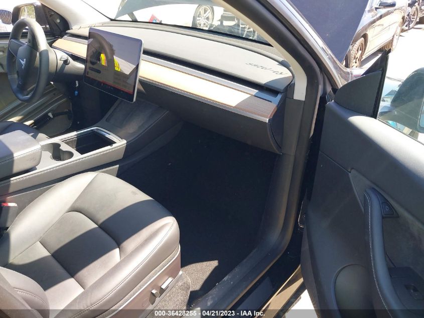 2022 TESLA MODEL Y LONG RANGE - 7SAYGDEE0NF361556