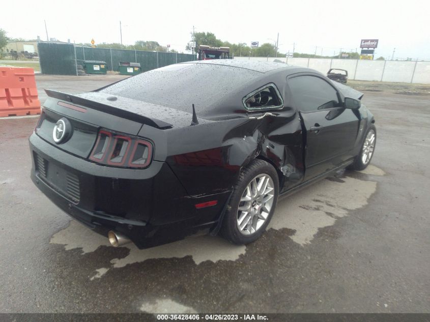 2013 FORD MUSTANG V6 - 1ZVBP8AM6D5215182