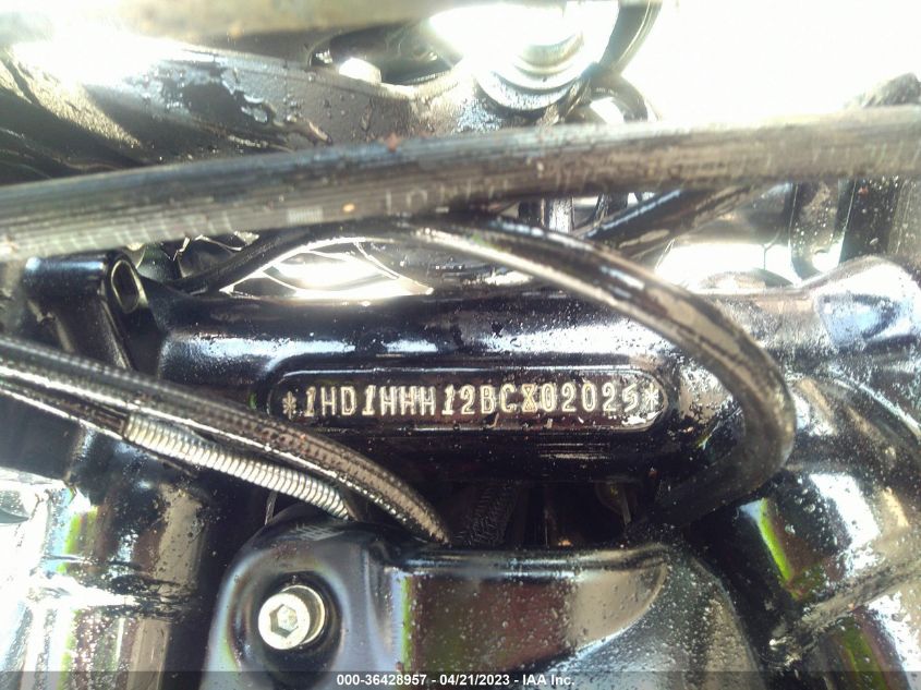 2011 HARLEY-DAVIDSON VRSCDX - 1HD1HHH12BC802025