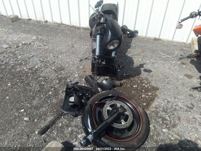 2011 HARLEY-DAVIDSON VRSCDX - 1HD1HHH12BC802025