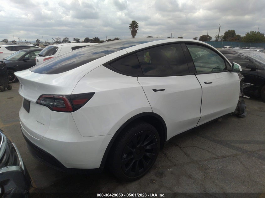 VIN 7SAYGDEE2NF318613 2022 TESLA MODEL Y LONG RANGE