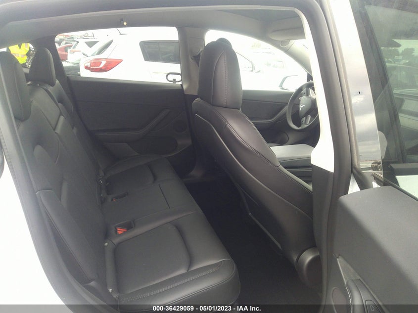 VIN 7SAYGDEE2NF318613 2022 TESLA MODEL Y LONG RANGE