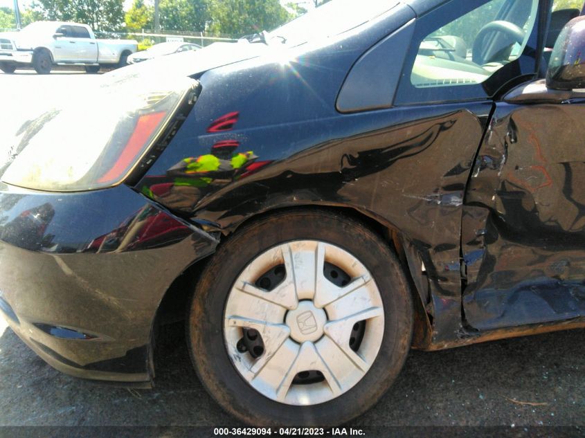 2013 HONDA FIT - JHMGE8G37DC043915