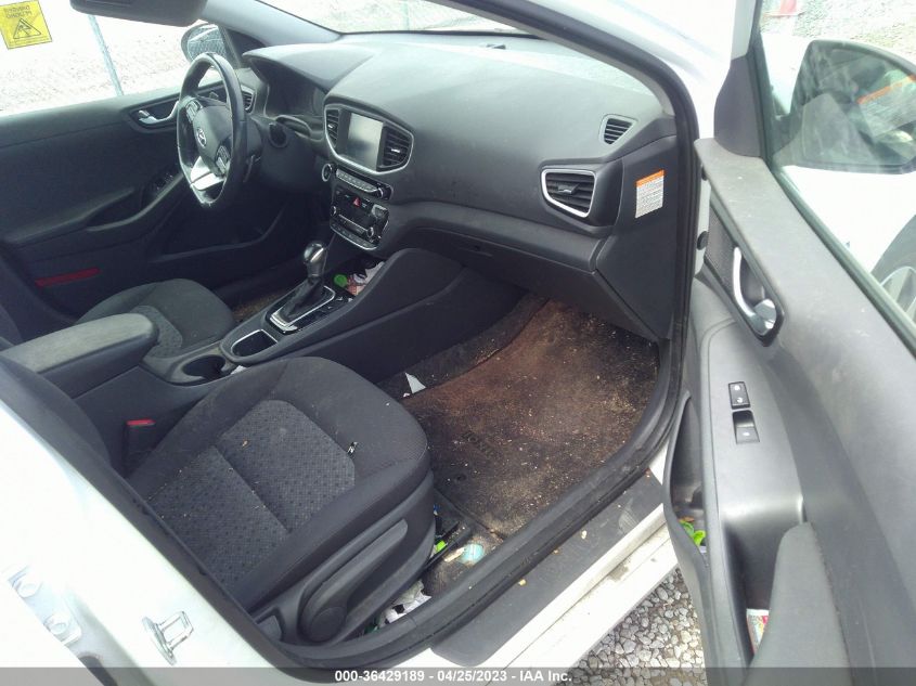 2018 HYUNDAI IONIQ HYBRID SEL - KMHC75LC4JU068013
