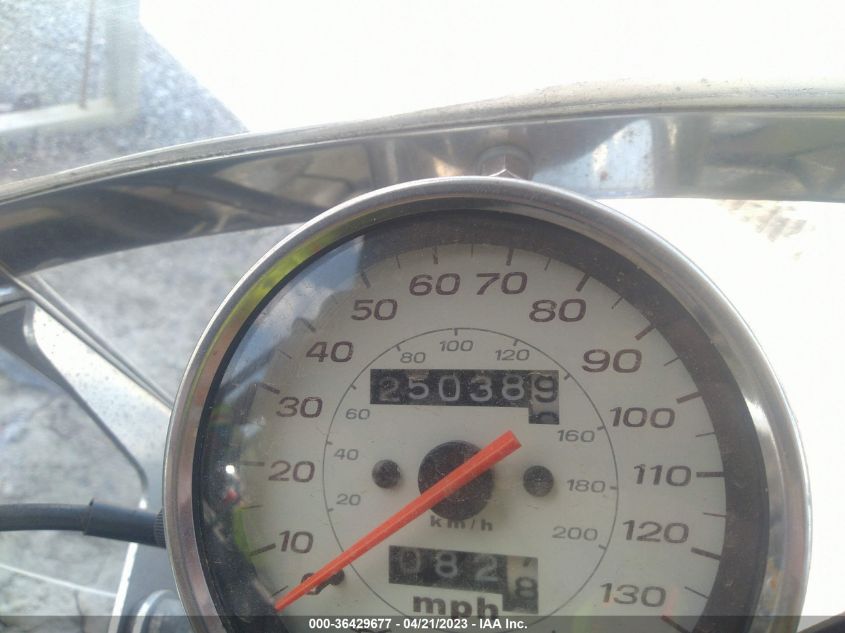 2002 HONDA VT1100 C2 1HFSC43002A200737