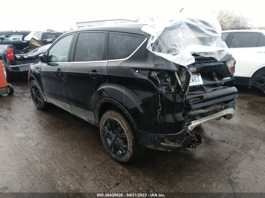 VIN 1FMCU0GDXHUB40700 2017 FORD ESCAPE SE