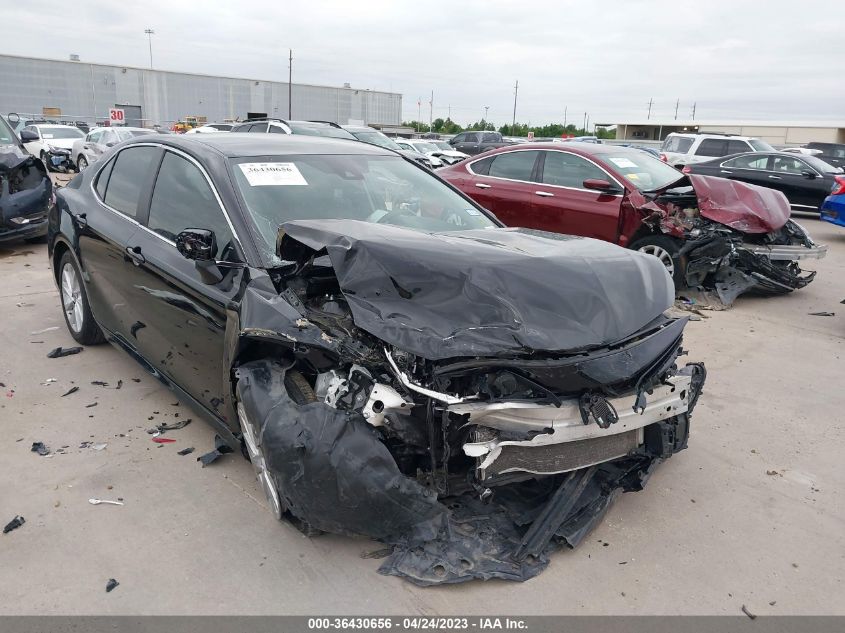 2022 TOYOTA CAMRY LE - 4T1C11AK9NU687846