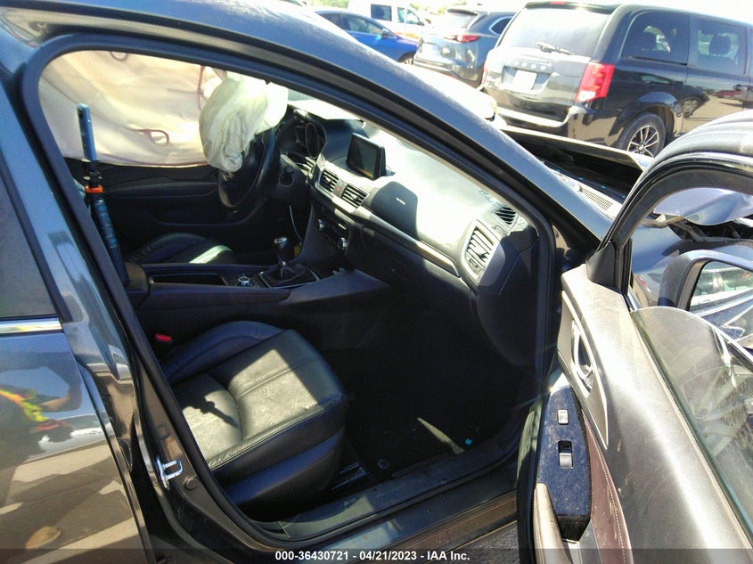 VIN 3MZBN1V79HM102442 2017 MAZDA MAZDA3 4-DOOR TOURING