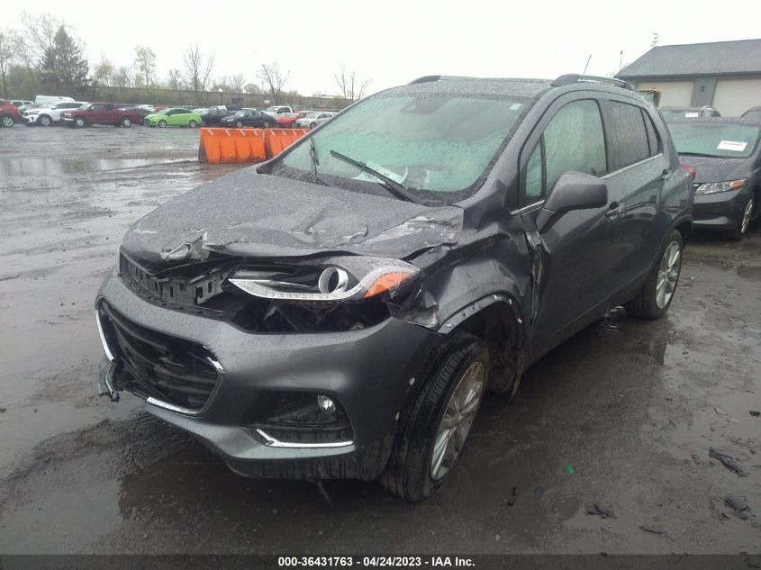 3GNCJRSB4LL175220 Chevrolet Trax PREMIER 2