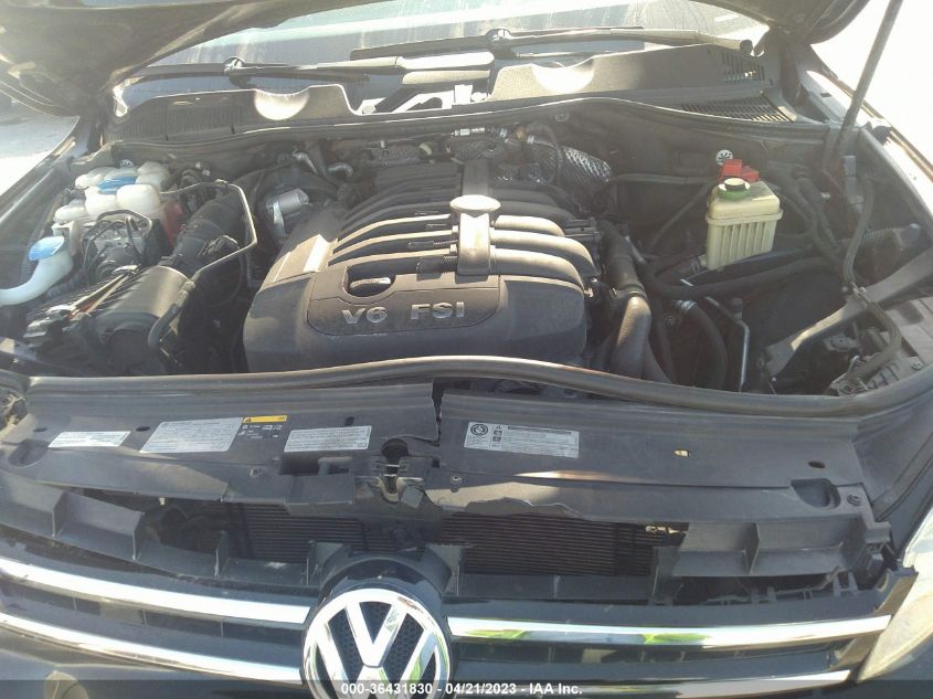 2014 VOLKSWAGEN TOUAREG EXEC - WVGEF9BPXED010162