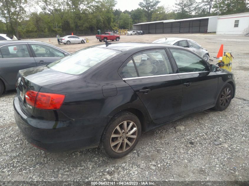2013 VOLKSWAGEN JETTA SEDAN SE W/CONVENIENCE - 3VWDP7AJ9DM397348