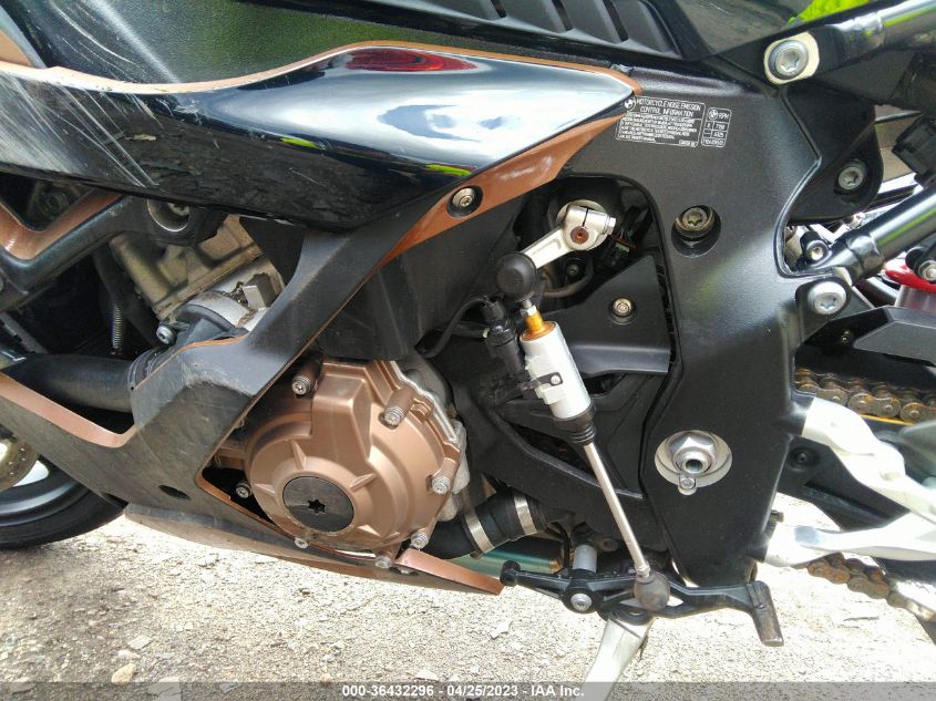 2021 BMW S 1000 RR - WB10E2304M6D69343