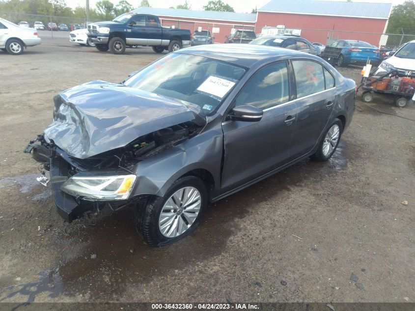 2013 VOLKSWAGEN JETTA SEDAN SE - 3VWDP7AJ2DM220916