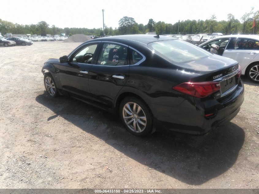 2015 INFINITI Q70 JN1BY1ARXFM561315