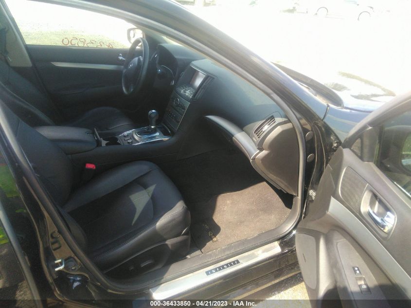 2015 INFINITI Q40 JN1CV6AR5FM523128