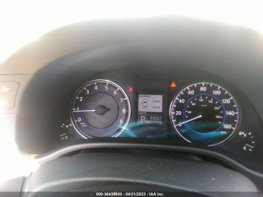 2015 INFINITI Q40 JN1CV6AR5FM523128