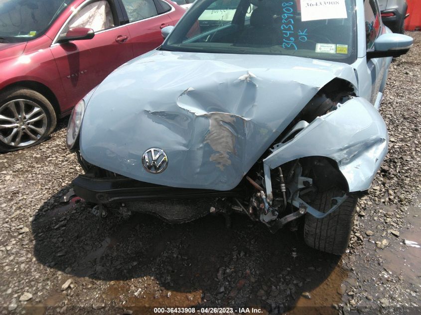 2013 VOLKSWAGEN BEETLE COUPE 2.5L - 3VWJP7AT7DM664426