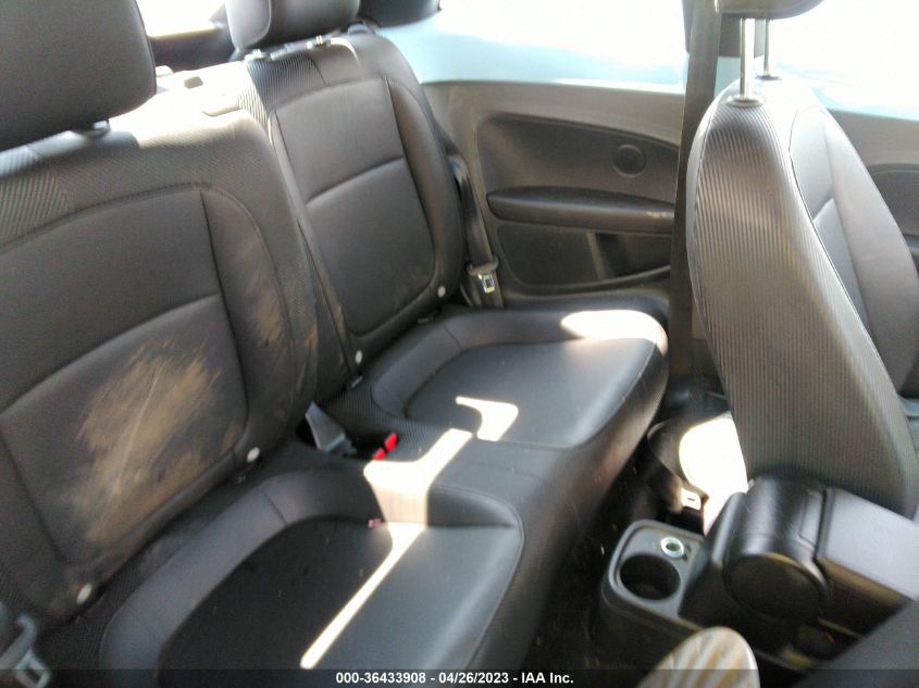 2013 VOLKSWAGEN BEETLE COUPE 2.5L - 3VWJP7AT7DM664426