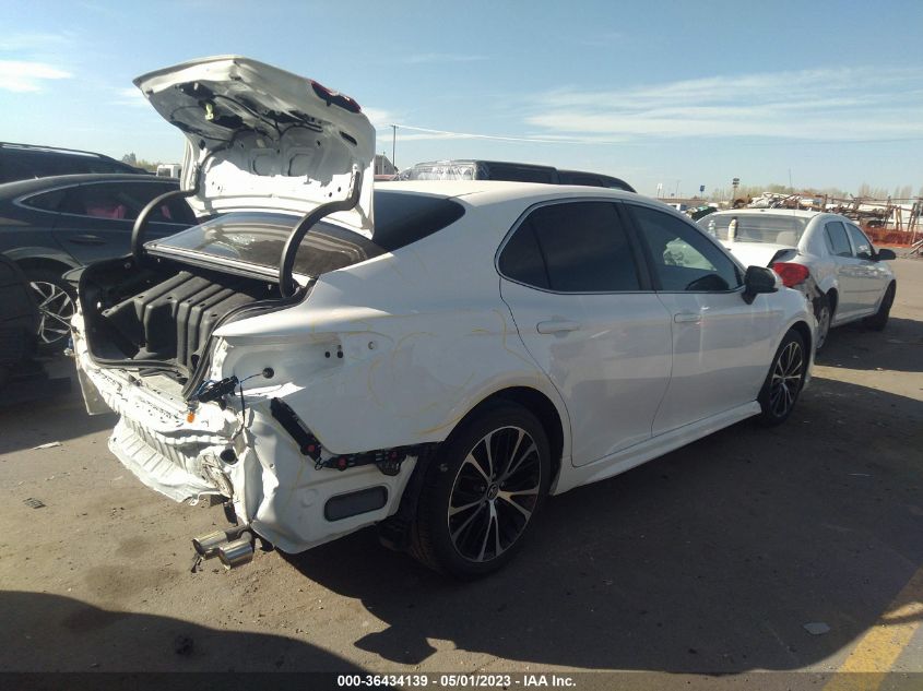 2018 TOYOTA CAMRY LE/SE/XLE/L - 4T1B11HKXJU100677
