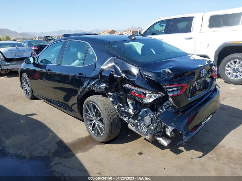 2022 TOYOTA CAMRY HYBRID XLE - 4T1F31AKXNU597256