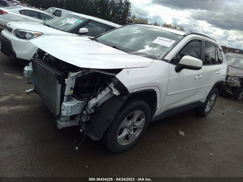 2019 TOYOTA RAV4 XLE - JTMP1RFVXKD520379