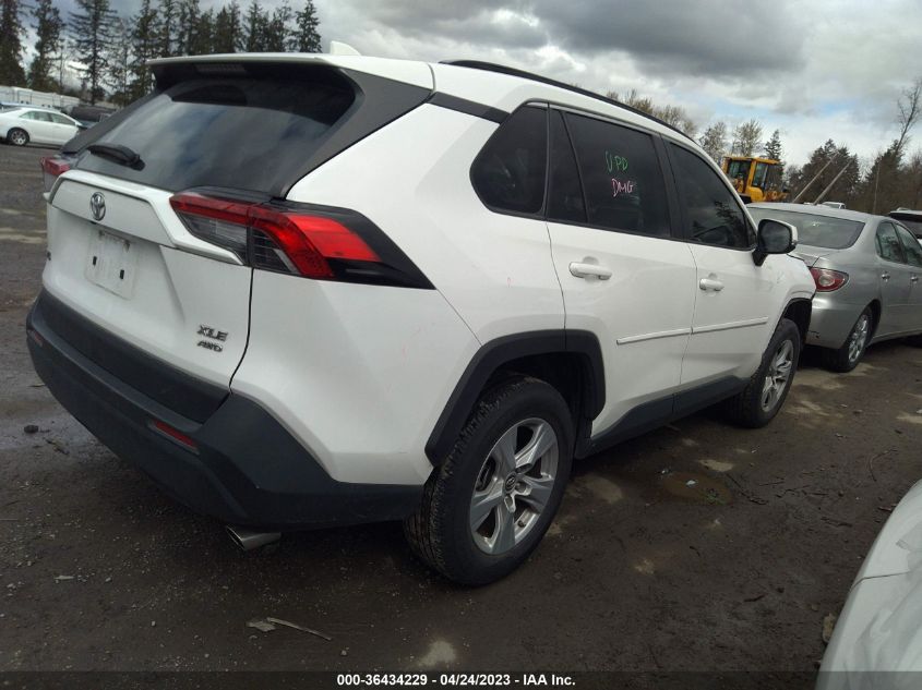 2019 TOYOTA RAV4 XLE - JTMP1RFVXKD520379