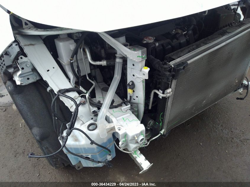 2019 TOYOTA RAV4 XLE - JTMP1RFVXKD520379