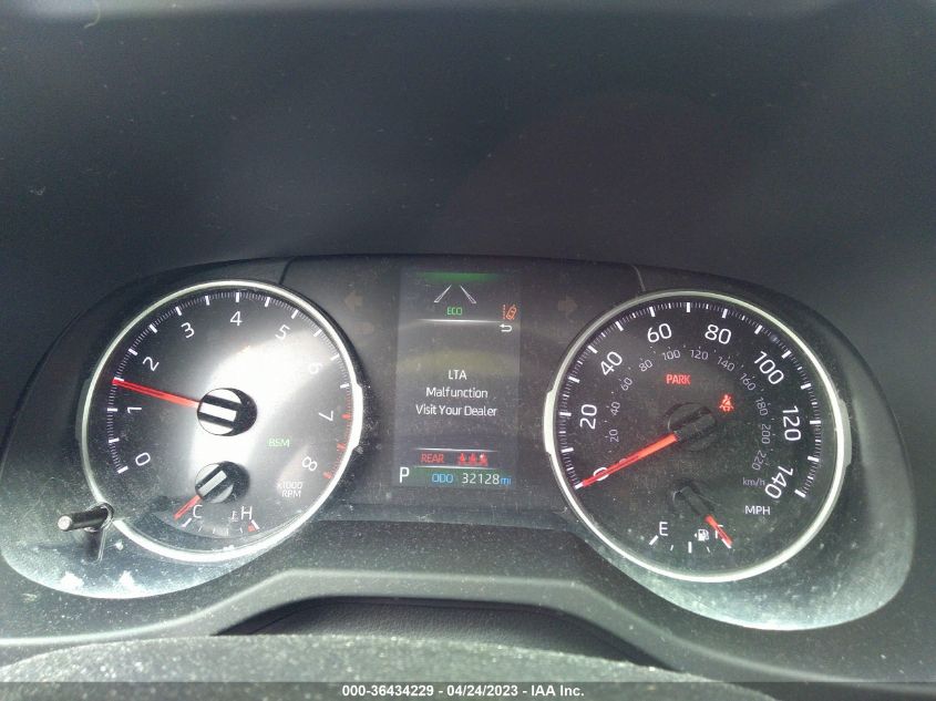 2019 TOYOTA RAV4 XLE - JTMP1RFVXKD520379