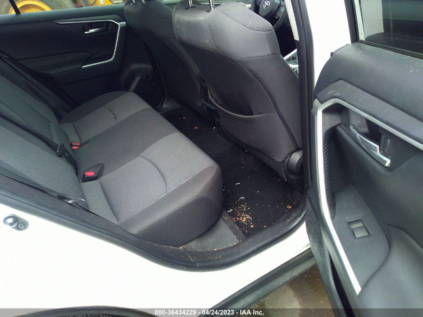 2019 TOYOTA RAV4 XLE - JTMP1RFVXKD520379