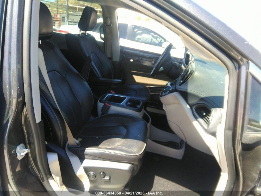 2018 CHRYSLER PACIFICA LIMITED - 2C4RC1GG5JR117183